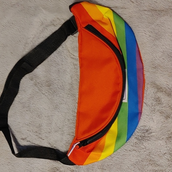 💚Bud Light Unisex Nylon Rainbow Fanny Pack/ Belt Bag - Picture 3 of 9